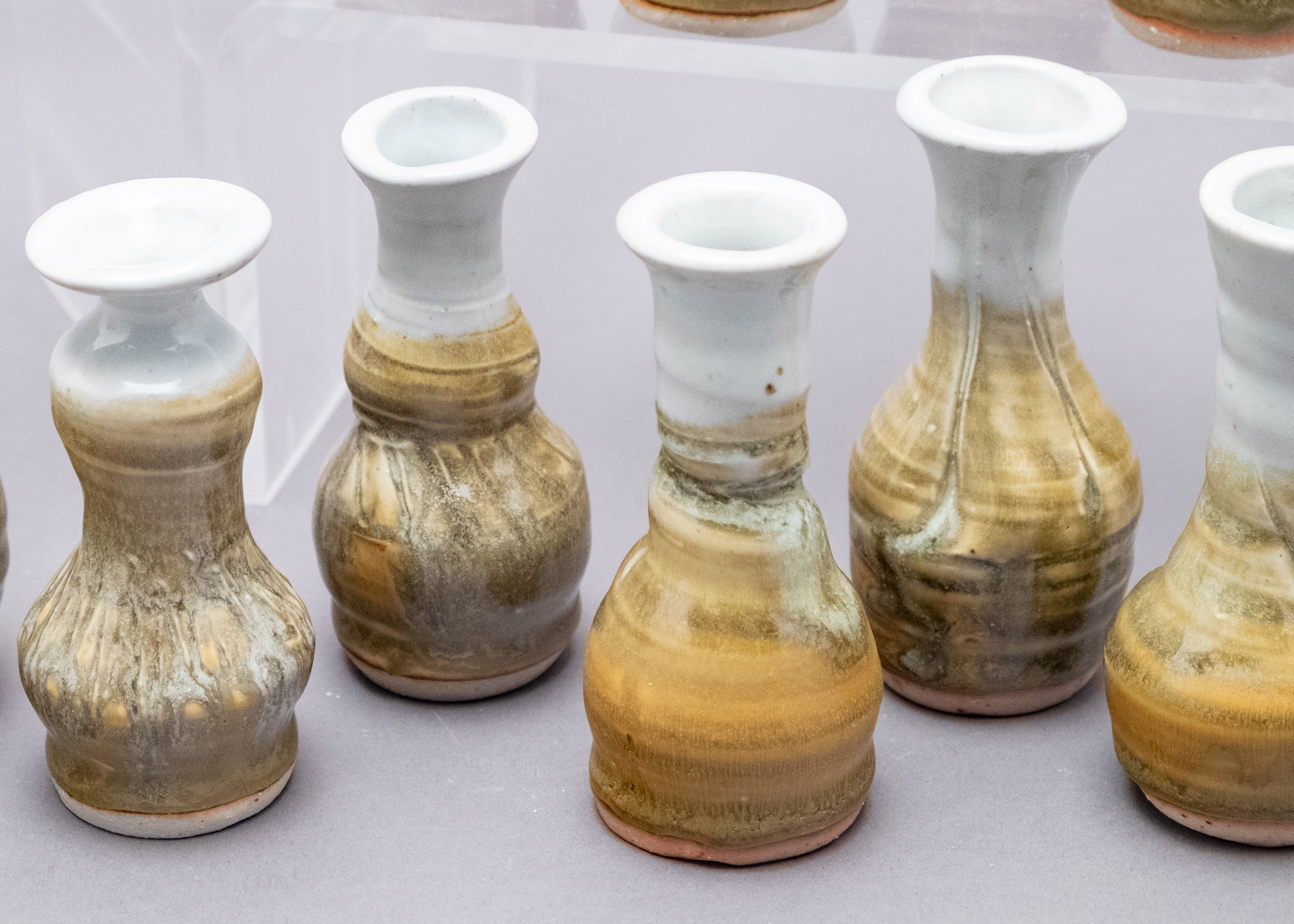 Gloss White & Haystack Treasure