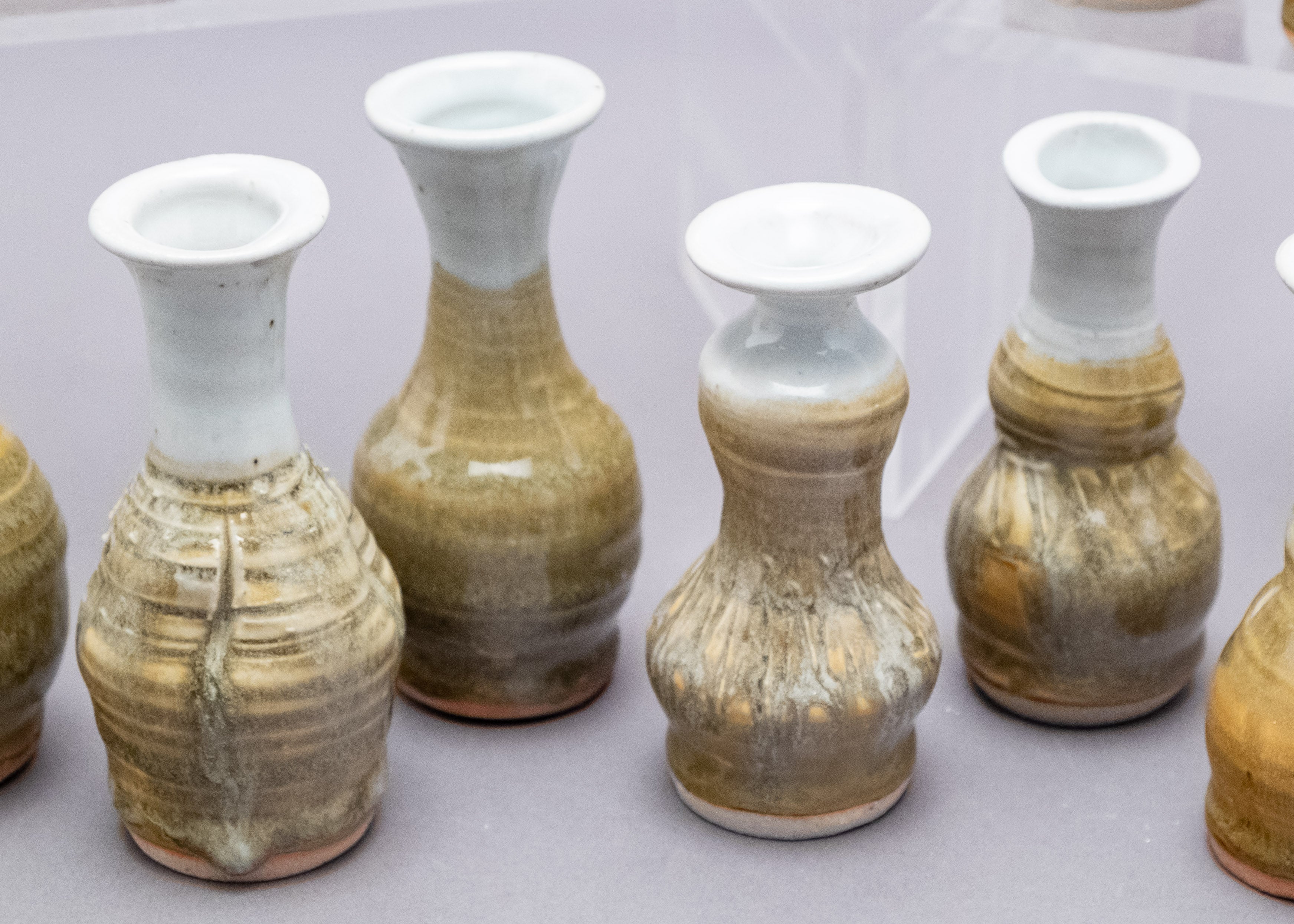 Gloss White & Haystack Treasure